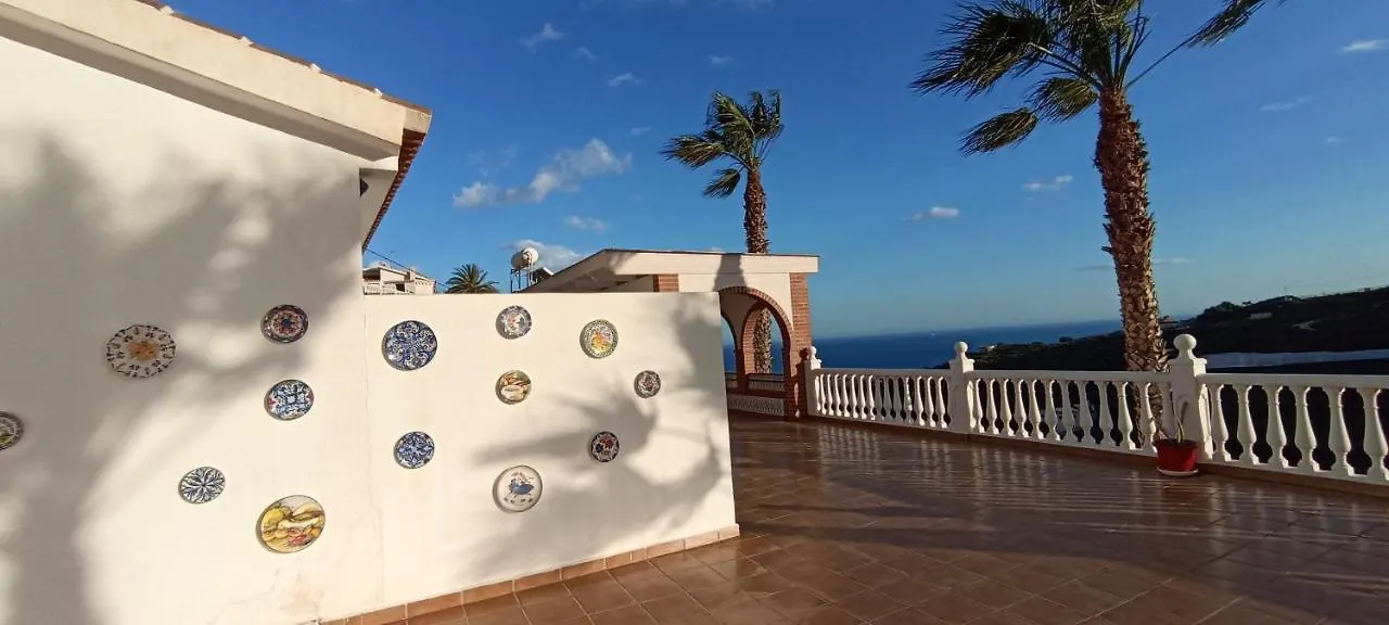 Villa Universal Beauty Resort Málaga 0*,